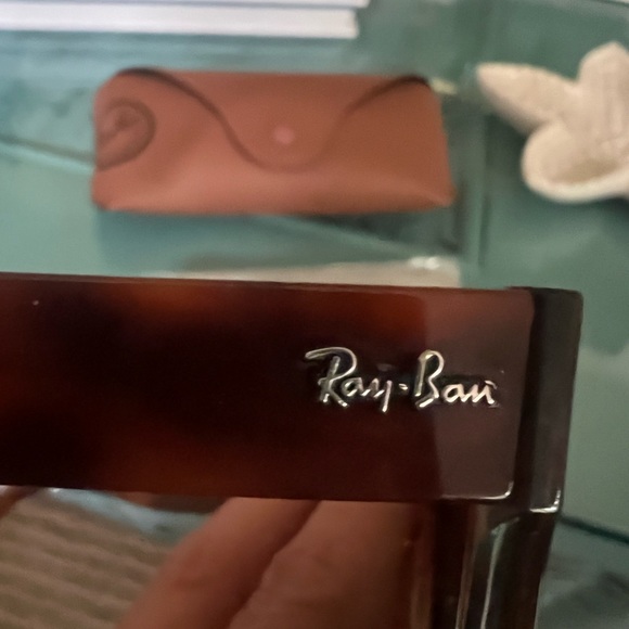 Ray-Ban State Street Sunglasses - Picture 4 of 10